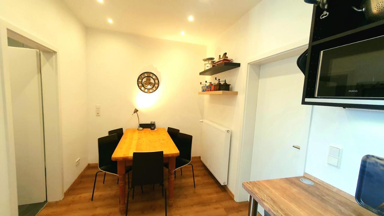 Frankes City Sleep Apartment, 6 Einzelbetten フェルバート エクステリア 写真