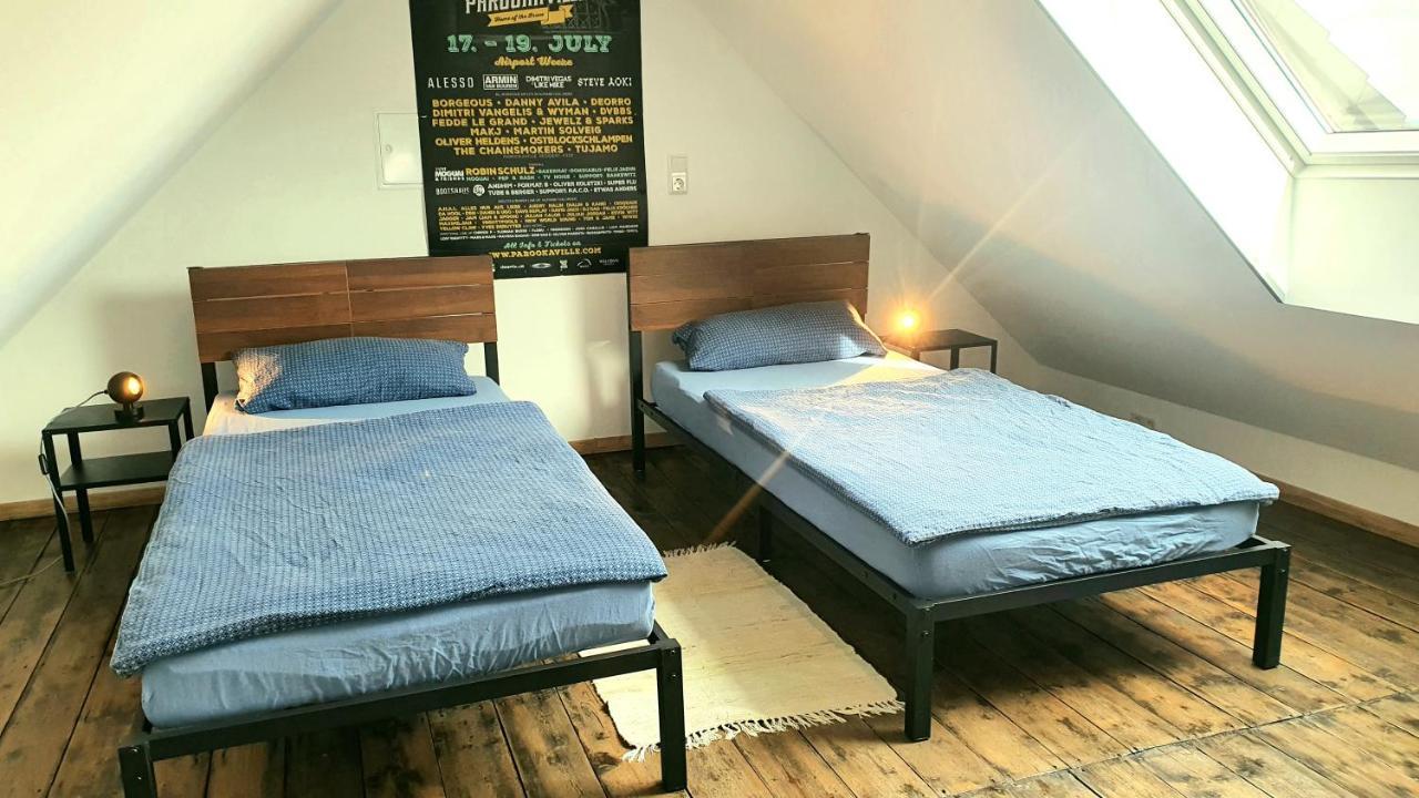 Frankes City Sleep Apartment, 6 Einzelbetten フェルバート エクステリア 写真