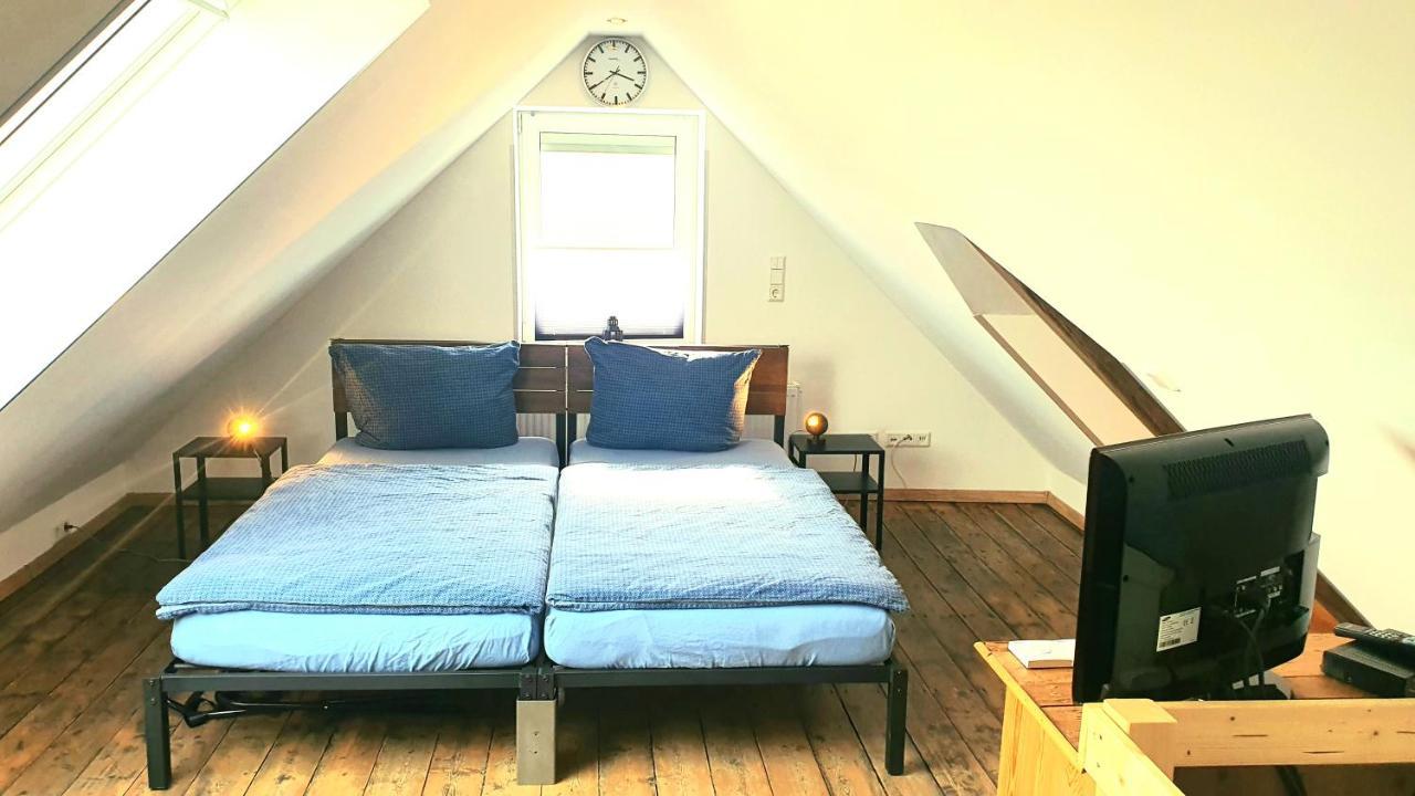 Frankes City Sleep Apartment, 6 Einzelbetten フェルバート エクステリア 写真