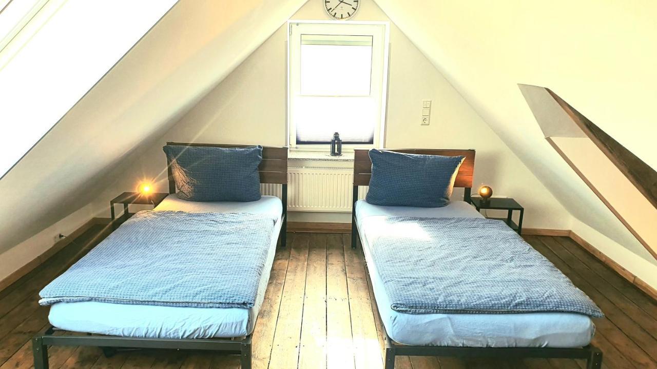 Frankes City Sleep Apartment, 6 Einzelbetten フェルバート エクステリア 写真