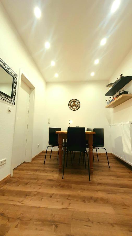 Frankes City Sleep Apartment, 6 Einzelbetten フェルバート エクステリア 写真